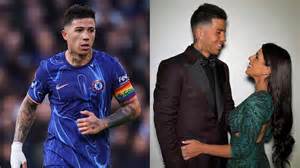 Chelsea star Enzo Fernandez 'back together' with fiancee Valentina ...
