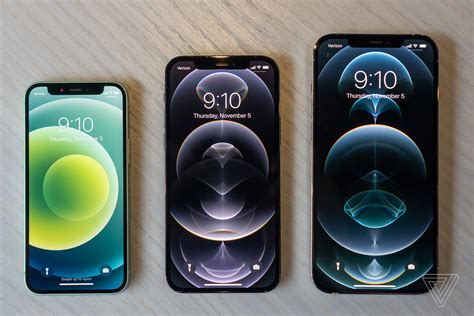 Просто малыш: iPhone 12 mini вживую сравнили по размеру со старыми и ...