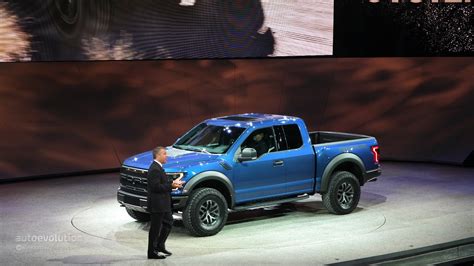 Report: 2018 Ford F-150 Raptor Getting New Rear Suspension and Tailgate - autoevolution
