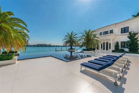 Miami - Nightfall Group