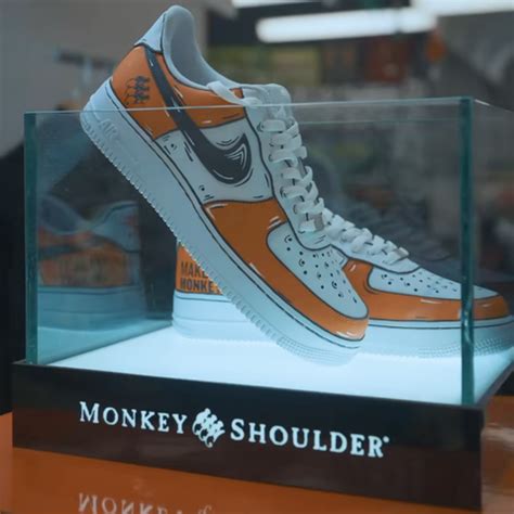 MDCUSTOMS X MONKEY SHOULDER – MD Customs