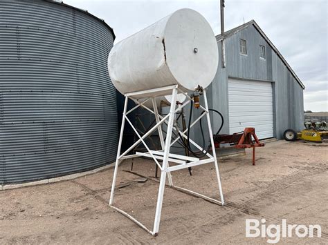 500 Gal Fuel Tank | Agriculture | BigIron