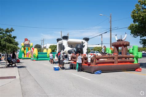 Grand Prairie, TX City Guide | About Living in Grand Prairie - Homes.com