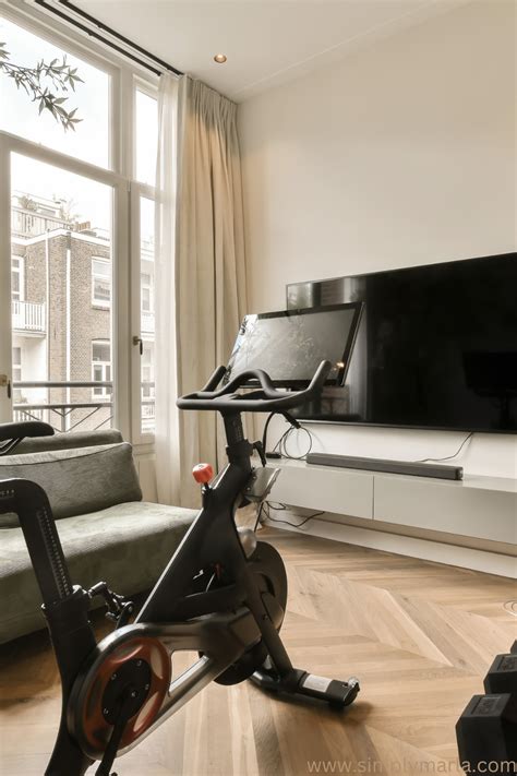 Small Gym 的图像结果