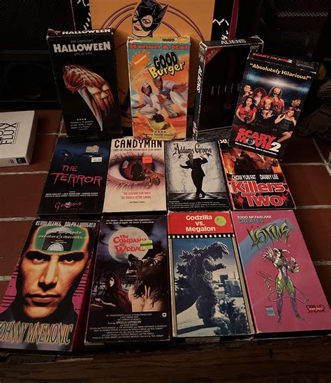 Vintage VHS Finds 的图像结果