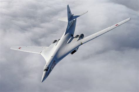 图-160"海盗旗"超音速战略轰炸机(Tu-160 Blackjack) - 爱空军 iAirForce