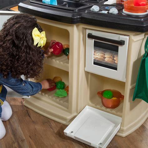 Step2 Great Gourmet Kitchen – The Moms Darling Baby Shop