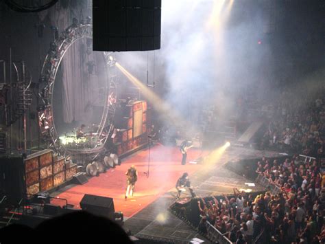 Glam-A-Geddon tour : Mötley Crüe + Poison - Schottenstein Center (Value City Arena), Columbus ... - capacity of value city arena
