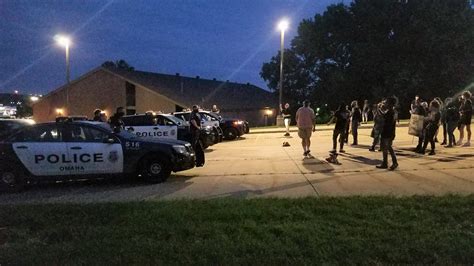 Omaha Nebraska Arrest Warrants - Omaha Police Department - IUQV