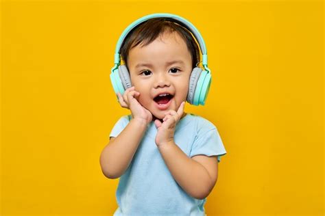 Kids Sound in Background 的图像结果