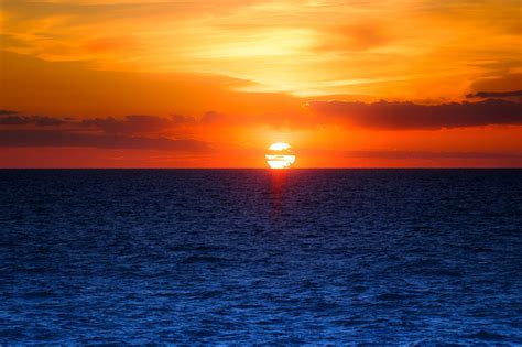 Ocean Sunset Desktop Backgrounds Red Sunsets Over Sea Video 4k
