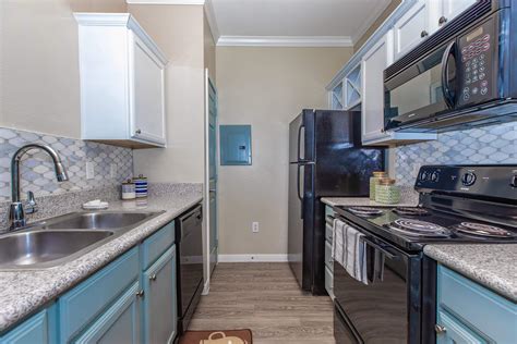 Gallery - Fall Creek Square