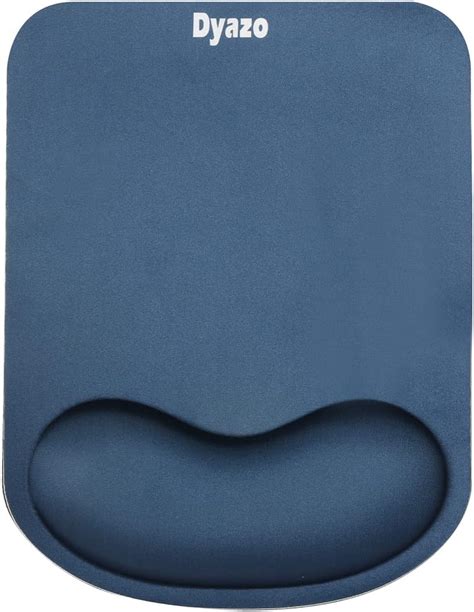 AmazonBasics SBD089WD Gel Mouse Pad with Wrist Rest (Black) - Buy ...