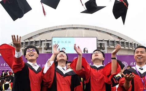 中国大学毕业生出国深造比率下滑 基层就业抢手 - 大陆资讯 - 倍可亲