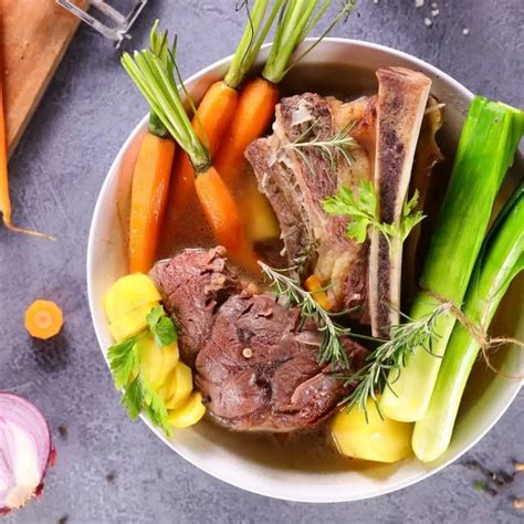 Best Beef Broth Substitute (11+ Tasty Alternatives To Use In Any Recipe!)