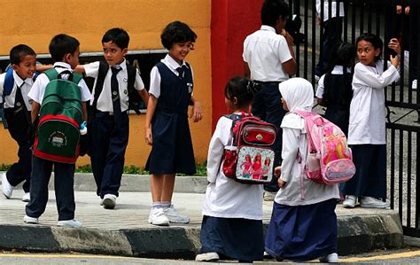 Heavy School Bag 的图像结果