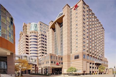 Cincinnati Marriott at RiverCenter Reviews & Prices | U.S. News Travel