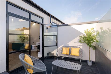 flat for sale in Chaldon Road, London, SW6 - flh012343898 | Knight Frank