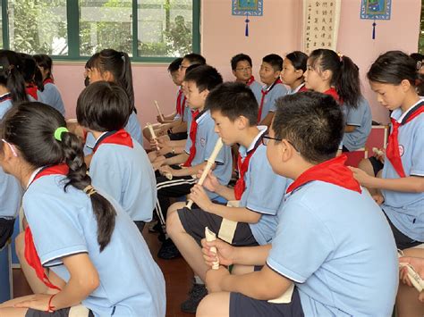 鄞江近百名外来务工人员子女收获“人生第一件乐器”