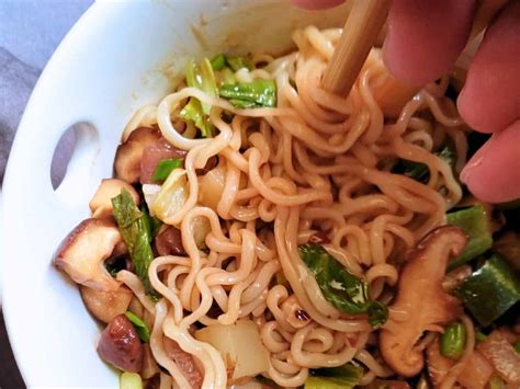 Easy Vegan Black Bean Ramen Recipe (Jajangmyeon) - Intentionally Eat
