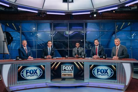 ESPN, Fox and CBS list their top college football announcers; Warning ...