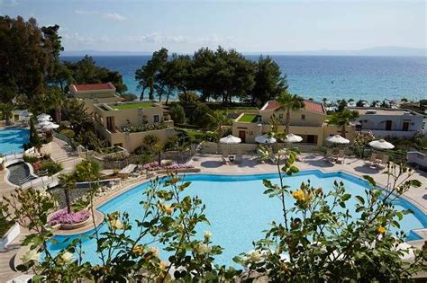 10 Best Hotels In Greece For Luxury Travelers