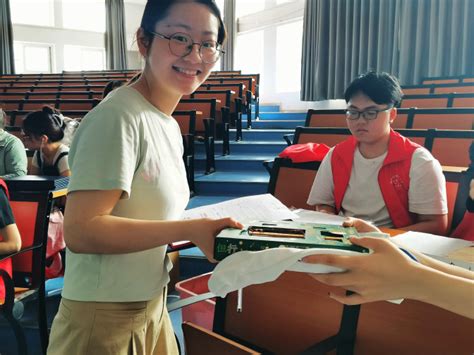 蚌埠学院上好大学第一课 外国语学院2020级新生入学教育圆满成功