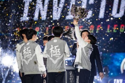 IG夺S8冠军创历史！4年2办世界赛，未来世界电竞中心是中国_英雄联盟