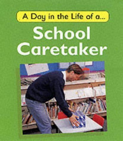A School Caretaker: 15 (A Day in the Life of a...) : Watson, C: Amazon ...