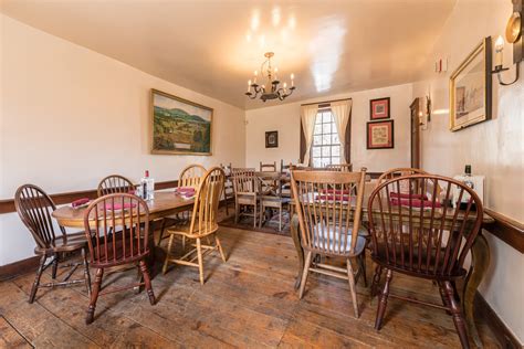 Hunter's Head Tavern