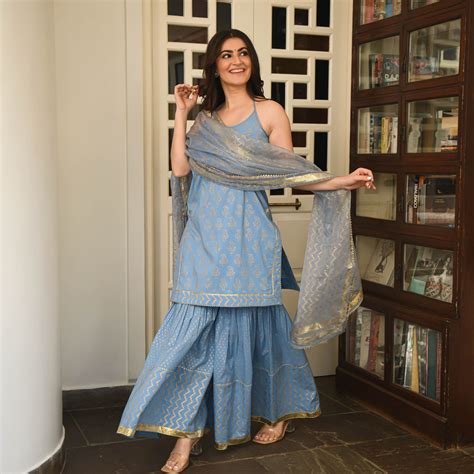 Buy Kurta Set for Women Online @ Best price