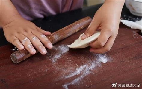 火烧(以面粉、鲜肉为主食材的食品)_搜狗百科