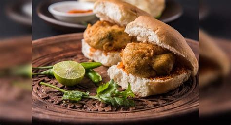 Mumbai-style Vada pav Recipe: How to Make Mumbai-style Vada pav Recipe ...