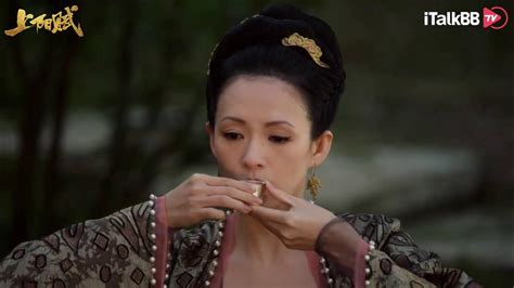 【上阳赋65精彩片花】豫章王妃念旧情，救下苏锦儿。[The Rebel Princess] Princess Yu Zhang Saved Ju Jin