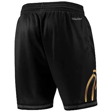 Men's Mitchell & Ness Black Chicago Bulls Big Face 4.0 Fashion Shorts