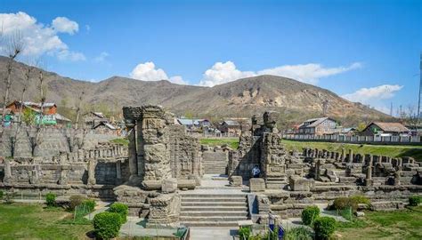 Places To Visit In Kashmir In 2024 For A Romantic Or Family Getaway