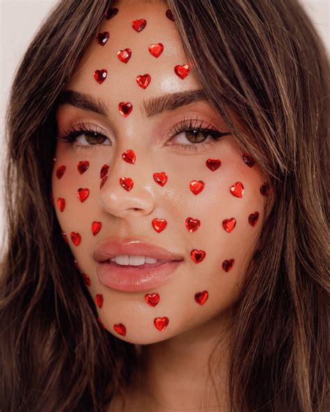 Claudia Tihan | Suffixe global