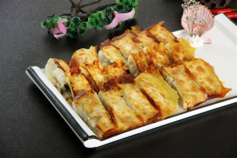 三鲜锅贴,中国菜系,食品餐饮,摄影,汇图网www.huitu.com