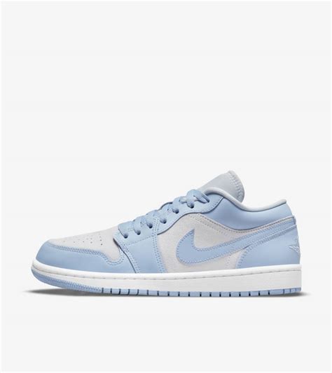 Women's Air Jordan 1 Low 'Football Grey and Aluminum' (DC0774-050 ...