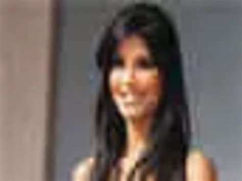 Nicole motivates visually challenged kids