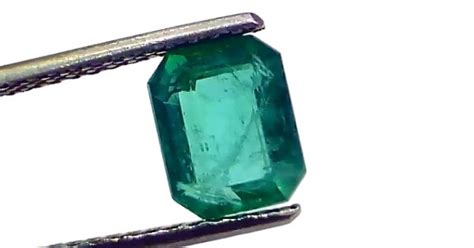 2.08 Ct GII Certified Untreated Natural Zambian Emerald Panna AAA