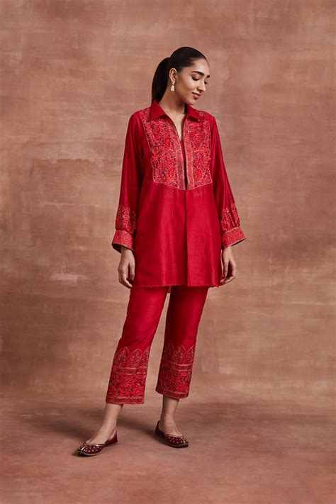 Sue Mue - Lekha - Elahe