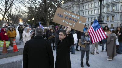 US federal judge halts Trump's freeze of $3 trillion on federal grants ...