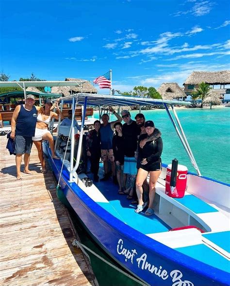 HOTEL AND DIVE CENTER ROATAN YACHT CLUB (French Harbour) - Specialty ...