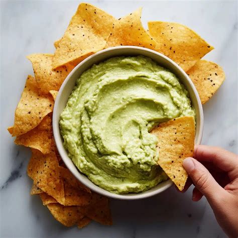 Creamy Avocado Dip - Irresistibly Creamy Party Snack