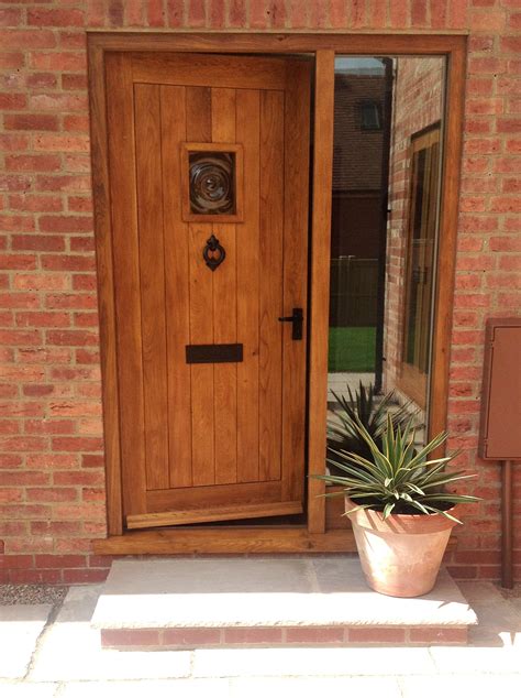 External Traditional Solid Oak Door | Traditional front doors, Solid ...