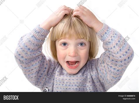 Baby Self Soothes By Scratching Head at Robert Connors blog