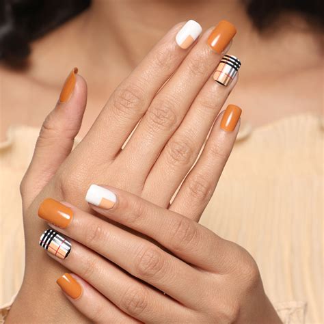 Lick Nail Burnt Brown Reusable Artificial Nails Set | Sugatra