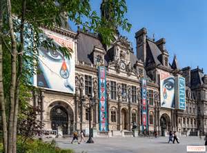 Paris : Shepard Fairey, alias Obey, réalise une œuvre monumentale sur ...