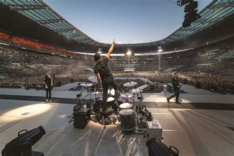 Tour & Destroy: The Case For Metallica As The World's Biggest Touring ...